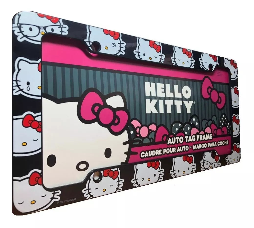 Porta Placa Para Automovil Hello Kitty Chroma 42558