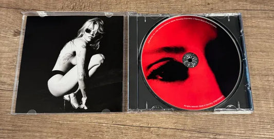 Miley Cyrus Bass Persuades Cd