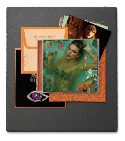 Taylor Swift The Life Of A Showgirl Deluxe Cd