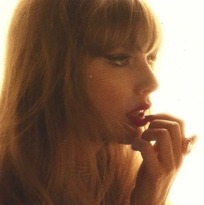 Taylor Swift The Life Of A Showgirl Cd 2025 Island