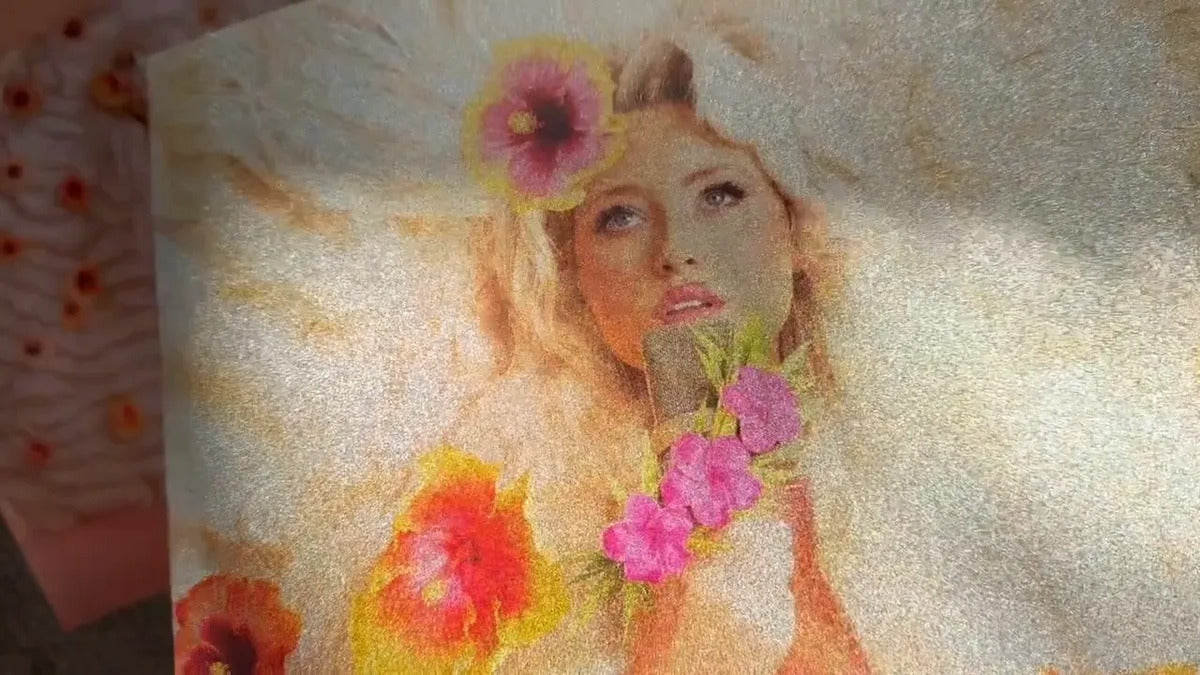Remy Bond Backstage At The Tropicana Con Flores Reales Vinyl